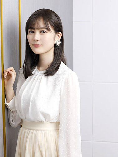 Erika Ikuta (生田 絵梨花)
